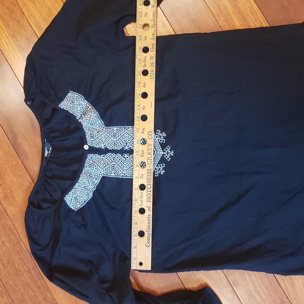 Embroidered Black Tunic Top - Picture 7 of 9